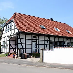 Apartment „herrenhausen“ - Stilvolles In Fachwerkhaus 
